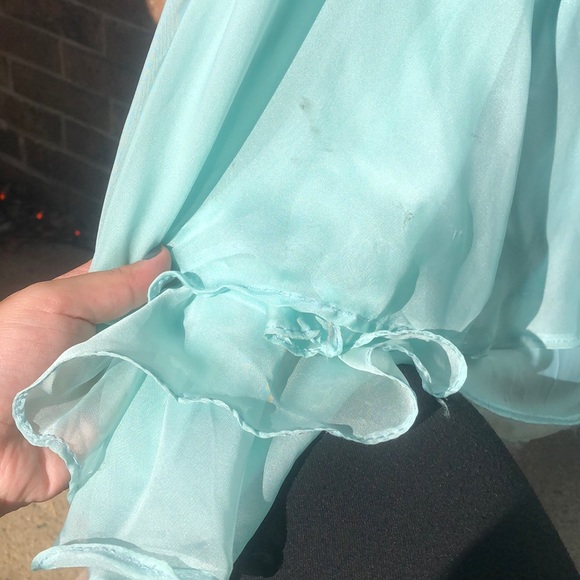 Mac Duggal Prom dress light blue, sequinned bodice - Picture 3 of 5